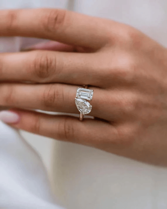 Toi et Moi Engagement Ring | Meaningful Two-Stone Designs